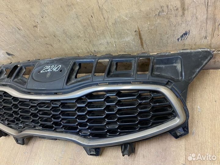 Решётка радиатора Kia Ceed 2012-2015 Дорестайлинг