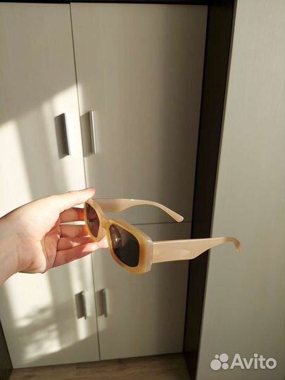 Солнцезащитные очки женские