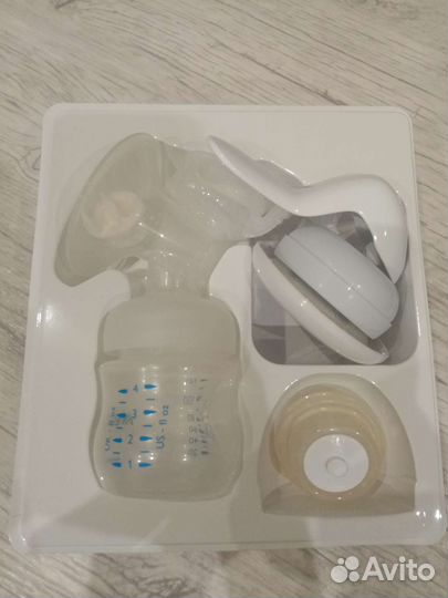 Молокоотсос avent ручной