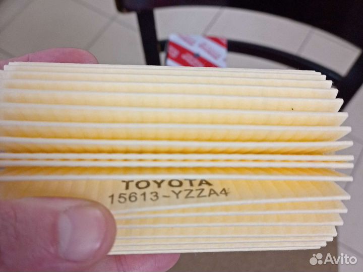 Фильтр масляный Toyota арт. 04152-yzza4