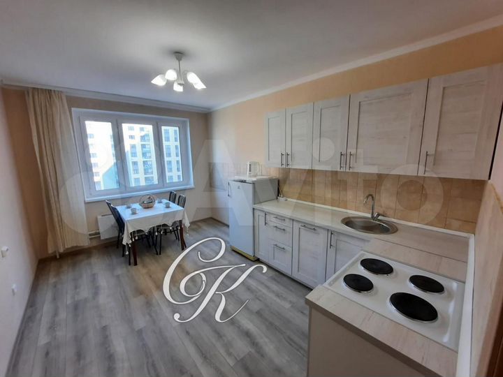 2-к. квартира, 58 м², 11/16 эт.