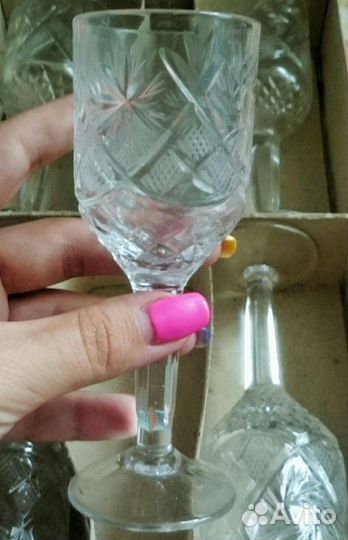 Новые хрустальные рюмки