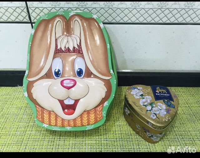 Коробки шкатулки жестяные