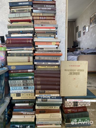 Книги.Советская и зарубежная литература