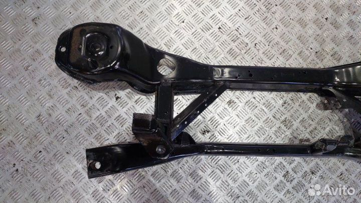 Подрамник задний Ford Focus 3 iqdb 2015