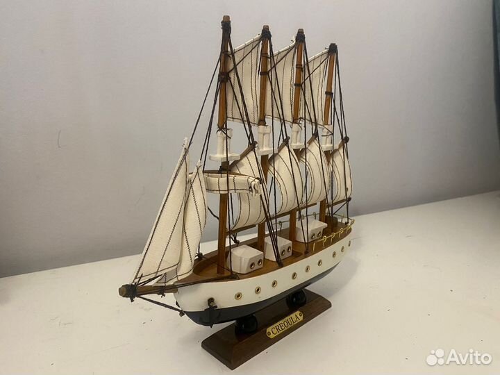 Коллекционный макет корабля Creoula