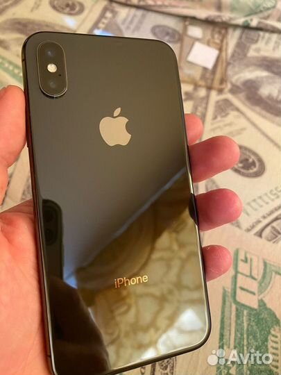 iPhone X, 64 ГБ