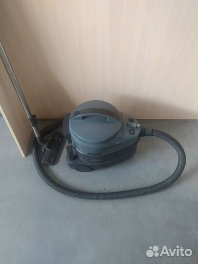 Моющий пылесос philips triathlon