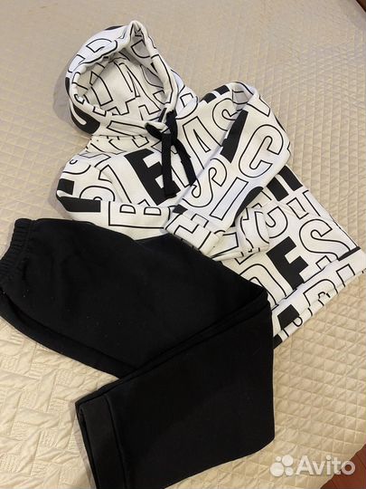 Толстовка и брюки. Р 140