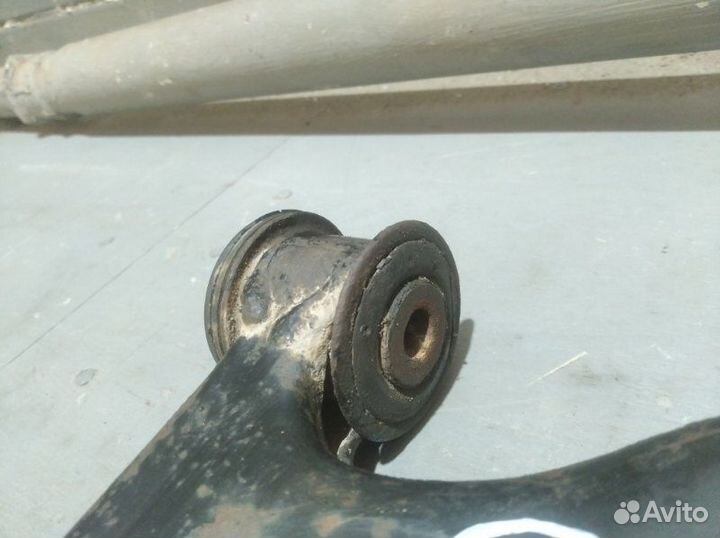 Рычаг подвески передний левый Ford Fusion