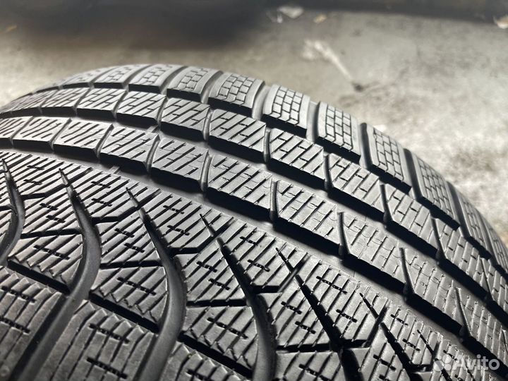 Pirelli P Zero Winter 285/30 R22 101W