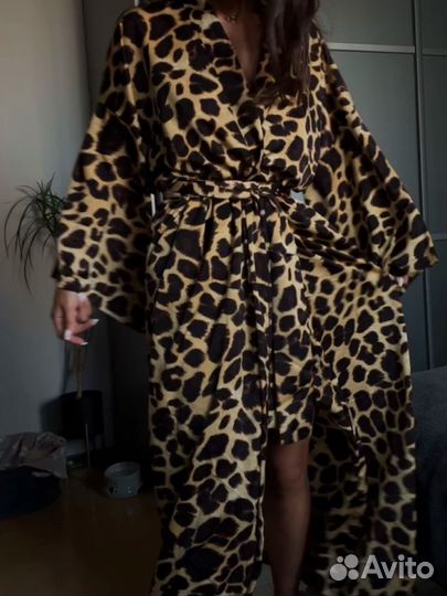 Шелковый халат кимоно