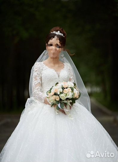Свадебное платье