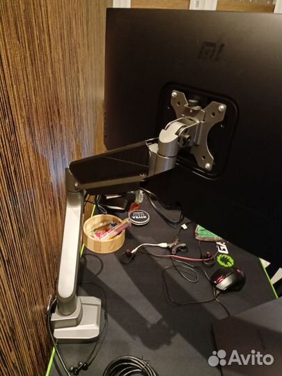 Кронштейн тяжелого монитора до 20 кг Heavy-Duty II