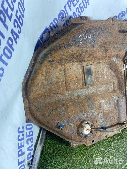 Бензобак Mitsubishi Lancer 9 седан 1.6 4G18 2004