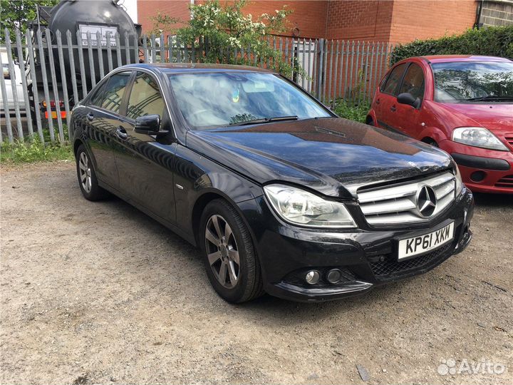 Разбор на запчасти Mercedes C W204
