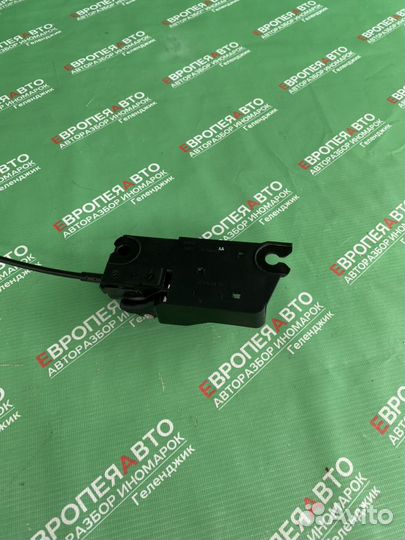 Ручка двери задней левой внутренняя Ford Focus 2