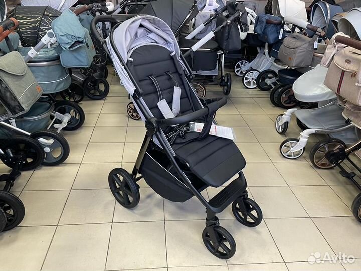 Прогулочная коляска Carrello Bravo Plus Chrome