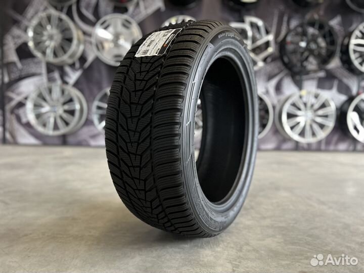 Hankook Winter I'Cept Evo 3 W330 235/55 R20 105V