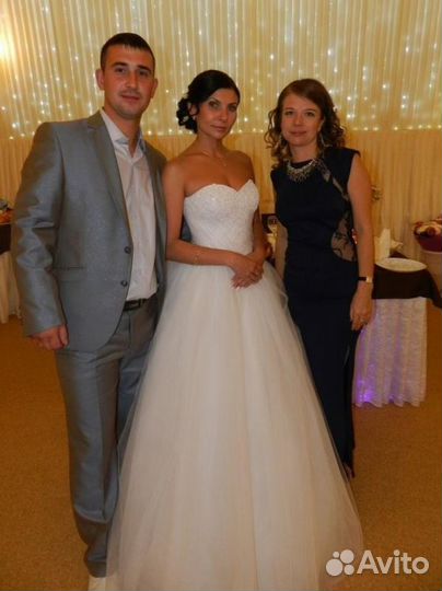 Ведущая на праздник