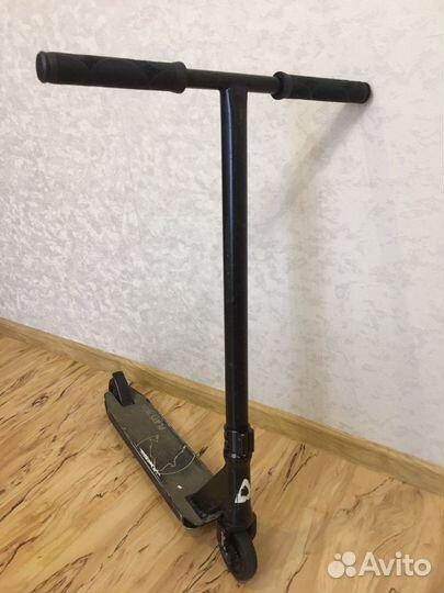 Трюковой самокат Playshion Prowolf