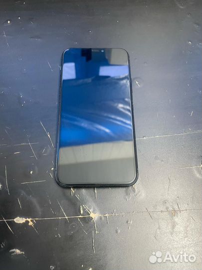 iPhone 11 Pro, 64 ГБ