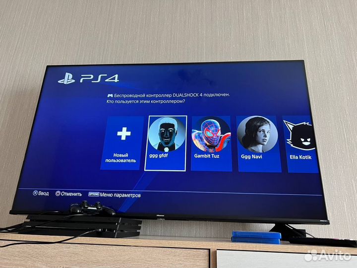 PS4 Pro 1 tb полный комплект