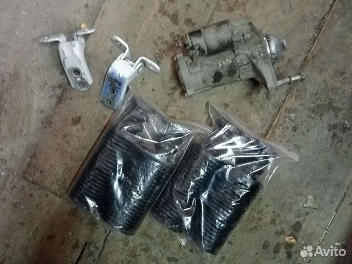 Пыльники, стартер, петли на тайота корона Премио