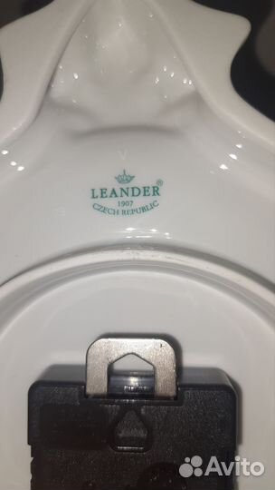 Часы Leander 