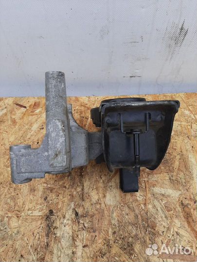 Подушка крепления кпп Mazda CX-5 KE 2013