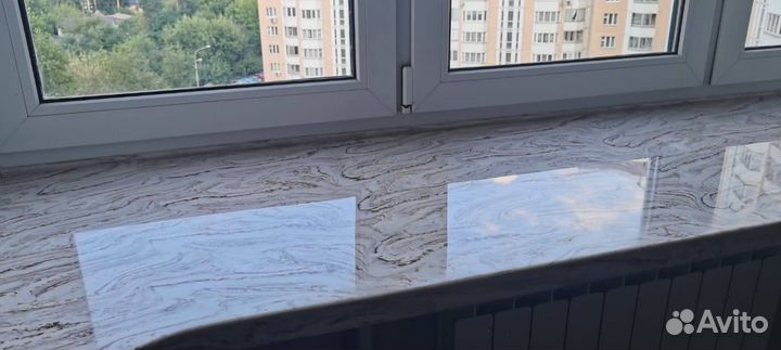 Подоконник из искусственного камня из кварца