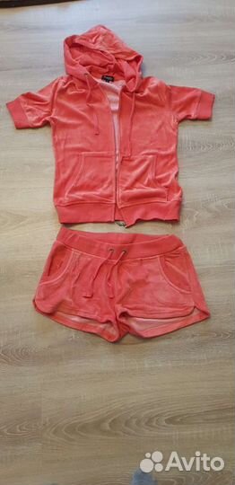 Костюм с шортиками