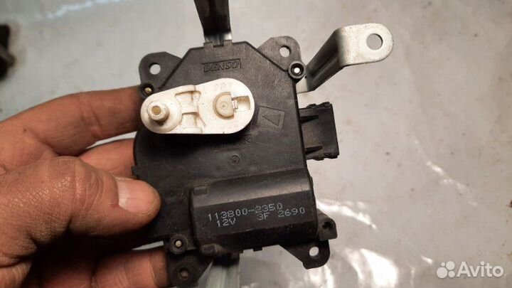 Сервопривод заслонки печки Subaru Legacy BL5