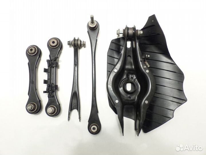 Задние рычаги правые BMW F20 F22 F30 F32 бмв