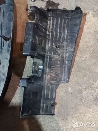 Крышки двигателя BMW X5 E70