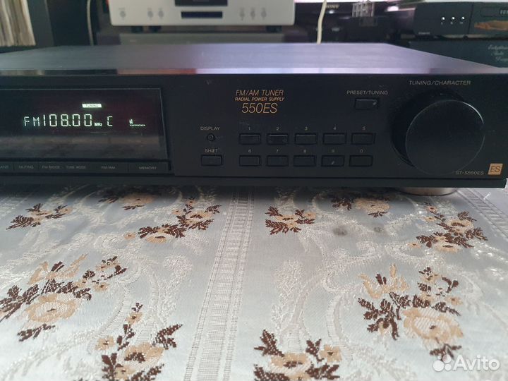 FM-AM tuner sony ST-S550ES