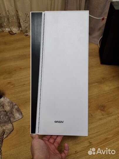 Корпус Ginzzu CL220 White FAN USB3.0 Window