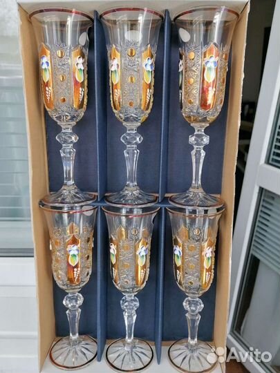 Хрустальные фужеры для шампанского новые 