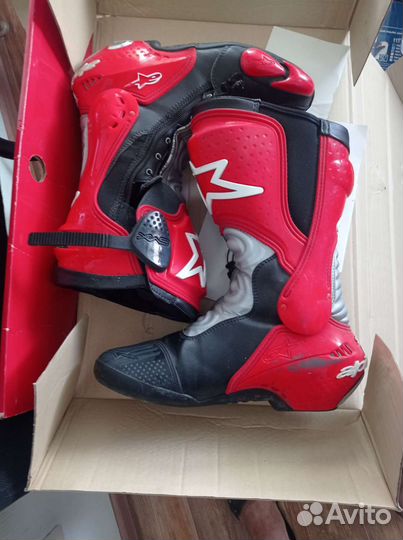 Мотоциклетные ботинки