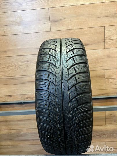 Gislaved Nord Frost 5 205/55 R16 H