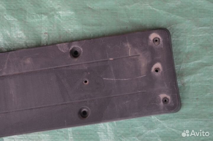 Планка номерного знака Mercedes X253