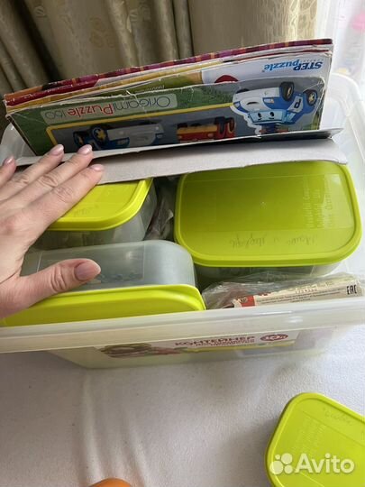 Контейнер с пазлами