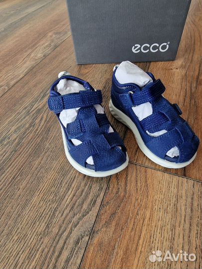 Сандали для малыша ecco