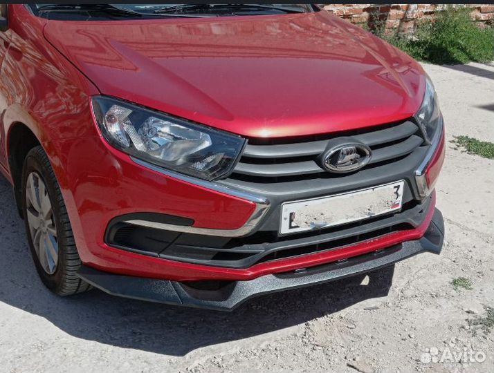 Накладка на передний бампер LADA Granta