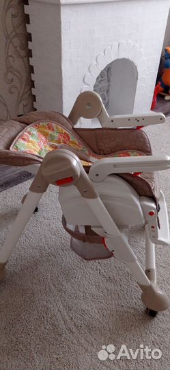 Стульчик для кормления
