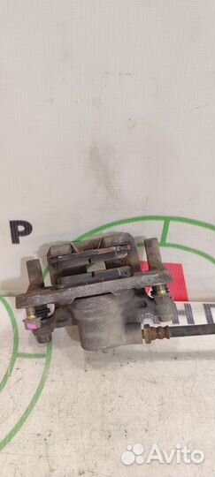 Суппорт задний правый Mitsubishi Lancer 9 CS5W