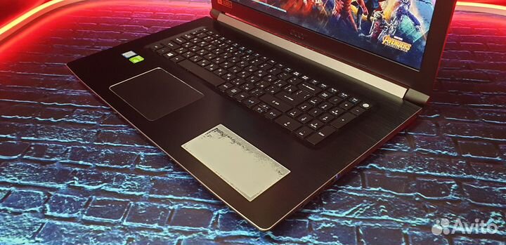 Ноутбук Acer Core i5 8250U 12Gb MX150 SSD 17.3