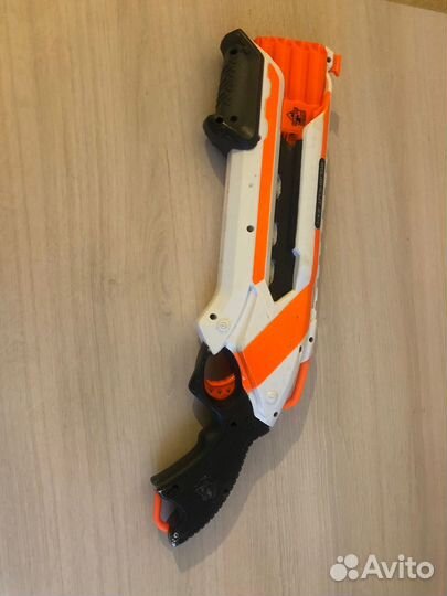 Бластер nerf