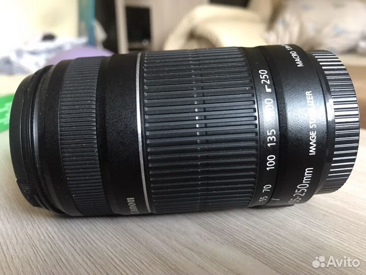 Объектив Canon EFS 55-250mm