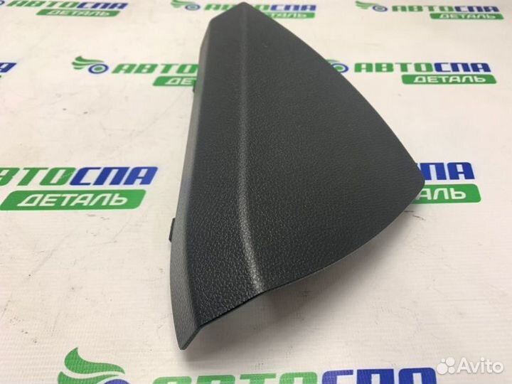 Накладка декоративная двери передняя левая